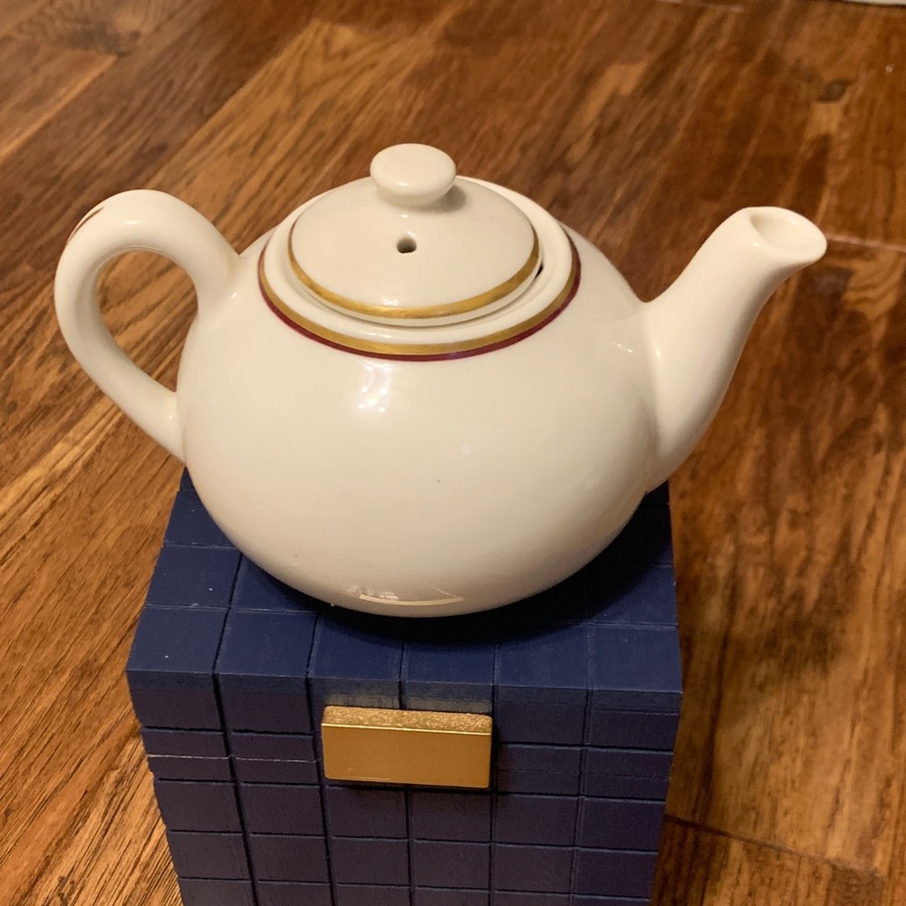Mayer Vintage Teapot